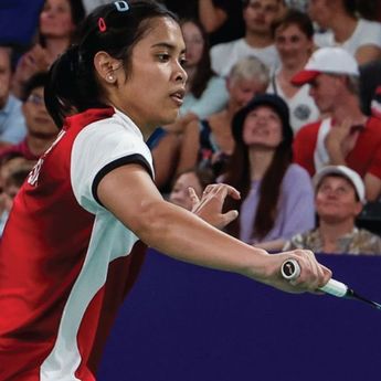 Rebut Perunggu Olimpiade Paris 2024, Gregoria Mariska Ikut Sedih Lihat Carolina Marin Cedera