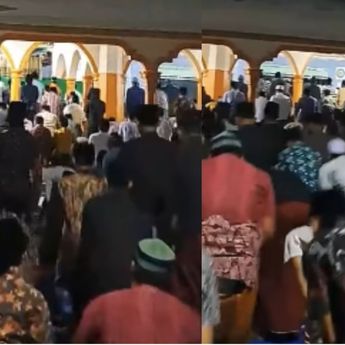 Viral! Jemaah Abadikan Sholat Tarawih Kilat di Blitar, Gak Sampai 5 Menit Udah Selesai