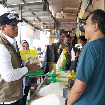 BULOG Gelontorkan Beras SPHP dan Percepat Penyaluran Bantuan Pangan untuk Menjaga Stabilitas Harga Beras