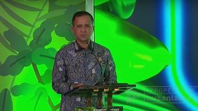 Menteri Transmigrasi Muhammad Iftitah Sulaiman Suryanagara mendorong perluasan kawasan transmigrasi ke sektor maritim sebagai bagian dari strategi pembangunan berkelanjutan. 