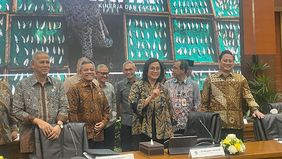 Menteri Keuangan (Menkeu) Sri Mulyani buka suara pihaknya baru melaksanakan konferensi APBN Kita awal tahun pada hari ini, Kamis 13 Maret 2025.
