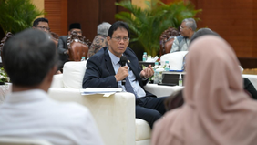 Lembaga pemeringkat internasional Standard & Poor's Global Ratings (S&P) kembali mempertahankan peringkat kredit Indonesia pada level BBB untuk jangka panjang dan A-2 untuk jangka pendek dengan outlook stabil. 