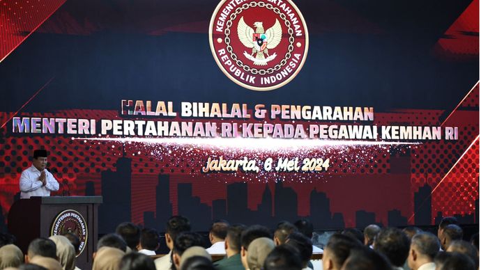 Menhan Prabowo Gelar Acara Halal Bihalal dan Pengarahan Pegawai Kemhan <b>(Kemhan)</b>