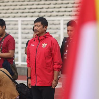 Sebelum Latihan, Timnas Indonesia U-17 dan U-20 Kompak Gelar Upacara HUT RI ke-79  