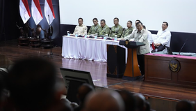 Presiden Republik Indonesia Prabowo Subianto memberikan taklimat atau pengarahan kepada 400 peserta angkatan pertama Program Presiden untuk Pemimpin Masa Depan (P3MD) di Hambalang, Jawa Barat, Minggu, 24 Mei 2026.