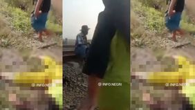 Tragedi kecelakaan kereta api yang merenggut empat nyawa terjadi di Kampung Daringo, Desa Pangulah Selatan, Kecamatan Kota Baru, 