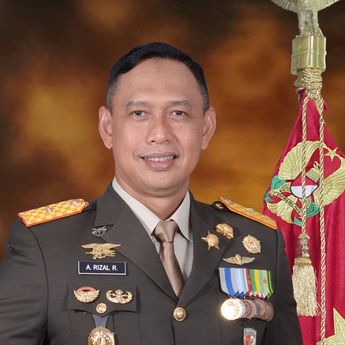 Profil Mayjen TNI Ahmad Rizal Ramdhani, Dirut Baru Perum Bulog