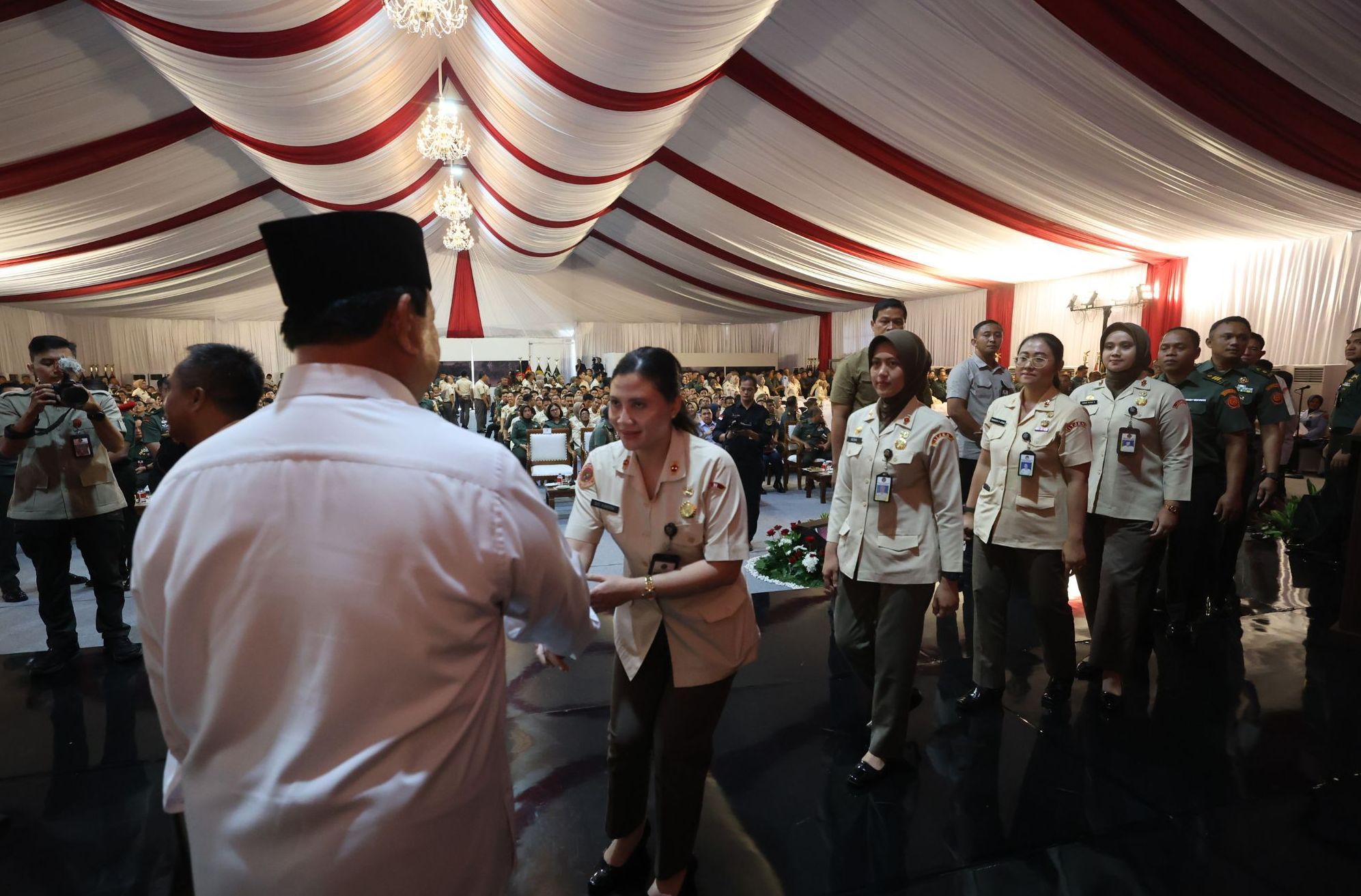 Menhan Prabowo Gelar Acara Halal Bihalal dan Pengarahan Pegawai Kemhan <b>(Kemhan)</b>