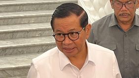 Gubernur DKI Jakarta, Pramono Anung meresmika Embung Lapangan Merah di Jagakarsa, Jakarta Selatan, pada Selasa, 9 Desember 2025.