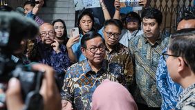 Pemerintah Provinsi (Pemprov) DKI Jakarta menghibahkan Gedung Yayasan Lembaga Bantuan Hukum Indonesia (YLBHI) yang berlokasi di Jalan Diponegoro, Jakarta Pusat, kepada YLBHI.