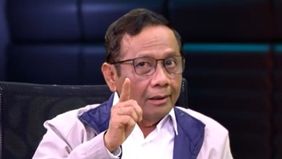 Mantan Menkopolhukam Mahfud MD mengatakan bahwa ia tidak akan kembali ke dalam kabinet pemerintahan Prabowo dan Gibran, meskipun ada spekulasi kuat seputar kemungkinan tersebut.