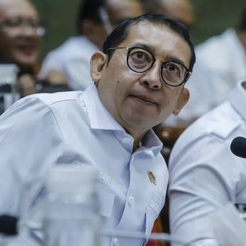 Menbud Fadli Zon Dorong Digitalisasi Buku Sejarah Era 1970&ndash;1990-an