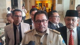 Wakil Gubernur DKI Jakarta, Rano Karno buka suara terkait kritik komika Soleh Solihun yang menyoroti proses mutasi pegawai di lingkungan Pemprov DKI Jakarta. Soleh sebelumnya menilai perpindahan pegawai dilakukan secara mendadak tanpa pemberitahuan y
