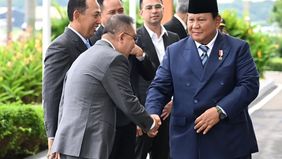 Presiden Republik Indonesia, Prabowo Subianto bertolak ke Inggris dan Swiss pada Minggu, 18 Januari 2026, untuk menjalani rangkaian agenda pertemuan. Kunjungan ini menjadi bagian dari upaya penguatan diplomasi Indonesia di bidang ekonomi, lingkungan,