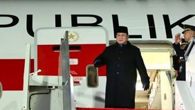 Presiden RI Prabowo Subianto tiba di Paris pada Senin (13/4) malam sekitar pukul 23.50 waktu setempat, setelah menyelesaikan rangkaian kunjungan kenegaraan di Moskow. Salah satu agenda penting dalam lawatan tersebut adalah pertemuan intensif dengan P