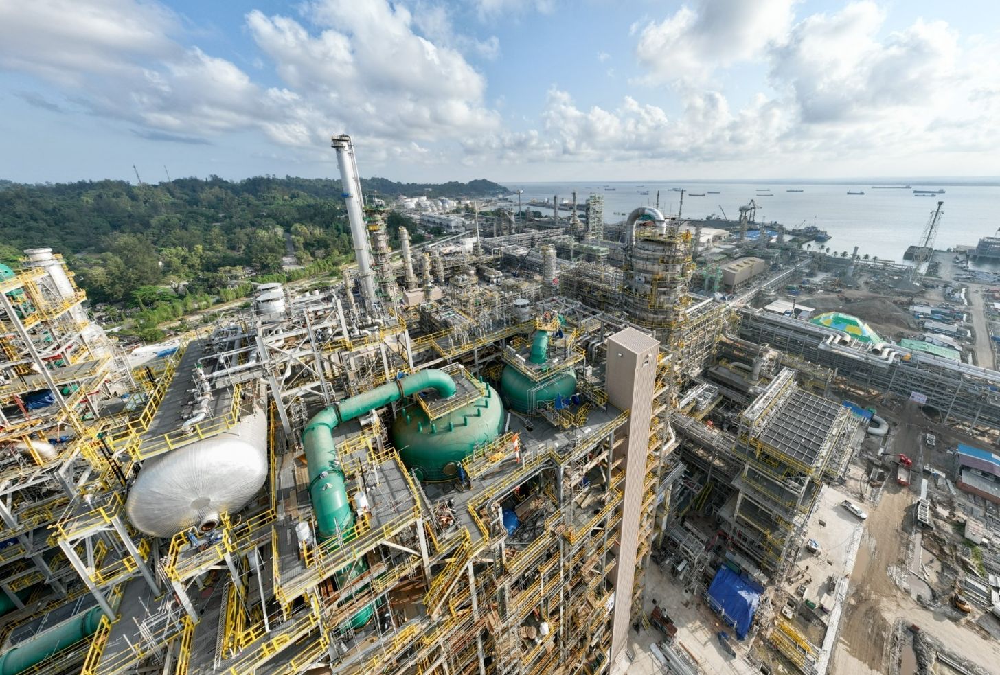 Menteri ESDM Arifin Tasrif mengunjungi proyek Refinery Development Master Plan (RDMP) Balikpapan