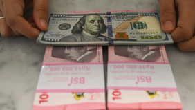 Nilai tukar rupiah pada penutupan perdagangan Selasa, 10 Maret 2026 di Jakarta tercatat menguat sebesar 86 poin atau 0,51 persen. Mata uang Indonesia tersebut ditutup di level Rp16.863 per dolar Amerika Serikat, menguat dibandingkan posisi sebelumnya