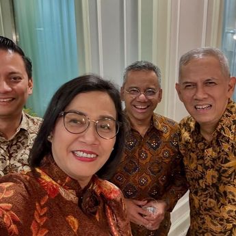 Sri Mulyani Pamer Foto Bareng Tiga Wakil Menkeu di Kabinet Merah Putih, Kompak!