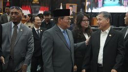 Rapat Paripurna DPRD, Pramono Usulkan Rusun Terintegrasi Sekolah, Pasar, dan Transportasi Publik