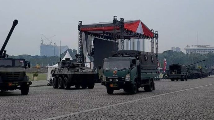 Persiapan HUT TNI di Monas
