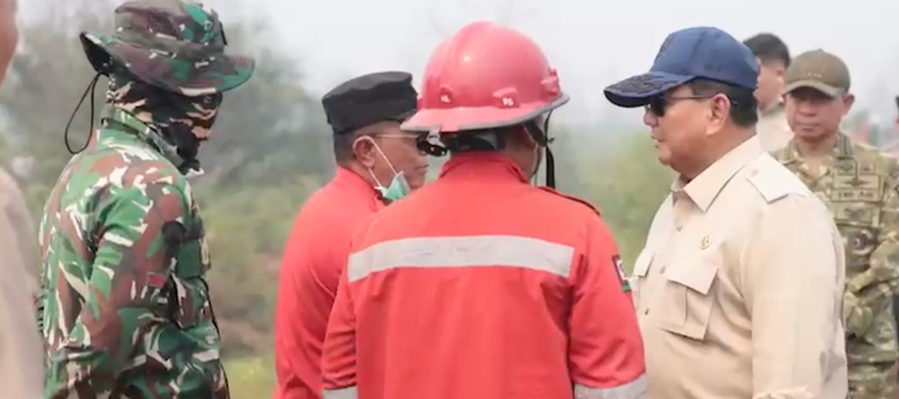 Prabowo Tinjau Langsung Lokasi Karhutla di Kalimantan