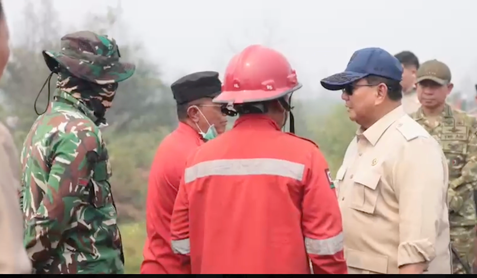 Prabowo Tinjau Langsung Lokasi Karhutla di Kalimantan <b>(Bakom RI)</b>