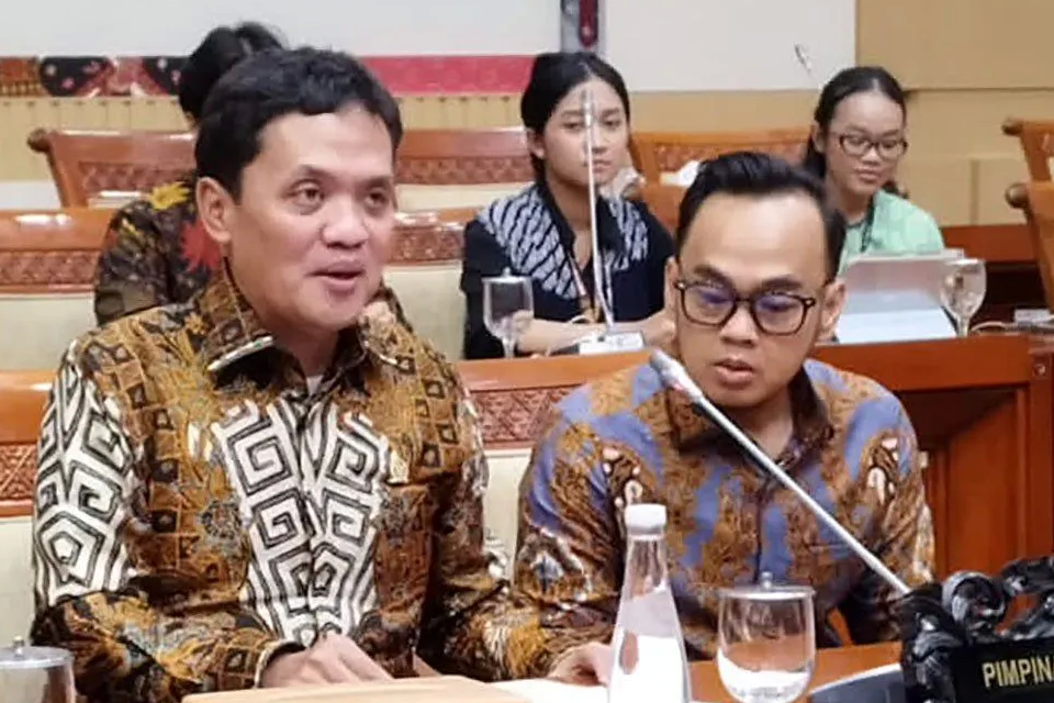 Ketua Komisi III DPR RI Habiburokhman bersama Wakil Ketua Komisi III DPR RI Rano Alfath .  <b>(Antara)</b>