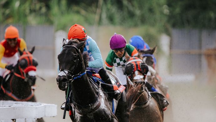 Triple Crown bukan sekadar tiga kemenangan berturut-turut di arena pacuan kuda.