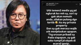 Penyanyi Ari Lasso secara mengejutkan mengumumkan bahwa dirinya telah bercerai dari Vitta Dessy