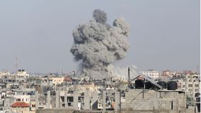 Serangan terus berlanjut dari pihak Israel ke Gaza, menyebabkan kerusakan yang terus meningkat.