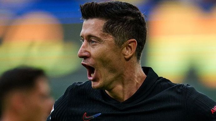 Striker Barcelona, Robert Lewandowski