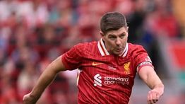 5 Tim yang Pernah Goda Steven Gerrard untuk Tinggalkan Liverpool