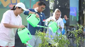 Wakil Menteri Pertanian (Wamentan) Sudaryono mendorong Masyarakat di Kota Semarang untuk menggalakan kembali konsep pertanian kota alias urban farming sebagai upaya bersama dalam memperkuat ketahanan pangan.
