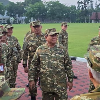 Pembekalan Menteri di Akmil Magelang, Dibangunkan Pukul 4 Pagi Buat Latihan, Prabowo Hadir Duluan