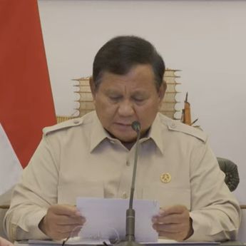 Pimpin Rapat Soal Bencana Alam, Prabowo: Ini Adalah Takdir Kita
