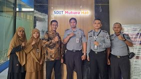 Tim dari Kantor Wilayah Kementerian HAM (Kemenham) Jawa Tengah melakukan kunjungan ke Sekolah Dasar Islam Terpadu (SDIT) Mutiara Hati pada Senin, 24 Februari 2025. 