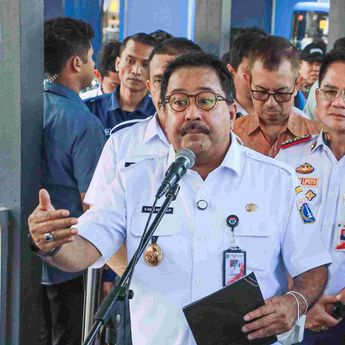 Rano Karno Pakai Mobil Pribadi di Hari Wajib Transportasi Umum