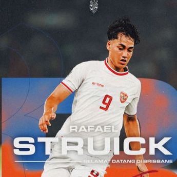 Sejarah Brisbane Roar, Klub Baru Rafael Struick