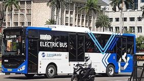 PT Transportasi Jakarta (Transjakarta) merespons cepat kendala operasional yang terjadi pada layanan KAI Commuter di lintas Cikarang-Bekasi pagi ini, Selasa 28 April 2026. 