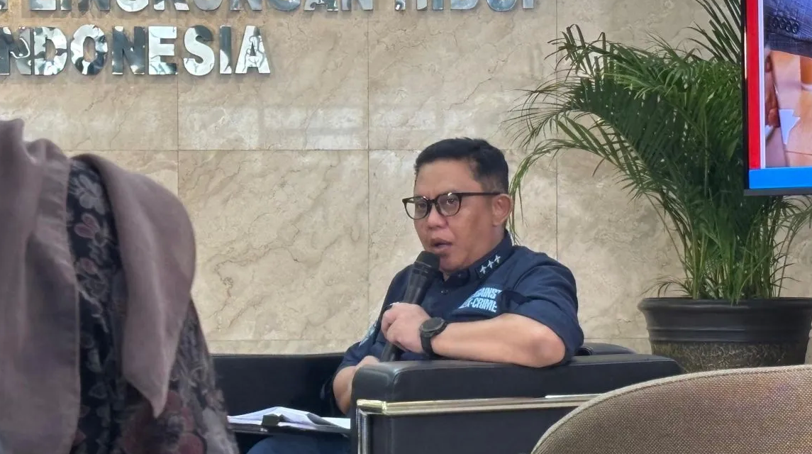 Deputi Bidang Penegakan Hukum KLH Rizal Irawan dalam konferensi pers terkait penegakan hukum KEK Lido yang digelar di Jakarta, Jumat (7/2/2025)  <b>(Antara)</b>