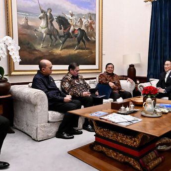 Presiden Prabowo Terima Kunjungan Utusan Khusus PM Jepang Fumio Kishida di Kertanegara
