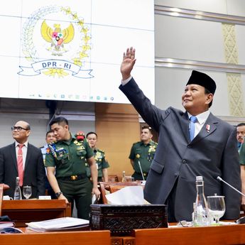 Prabowo Minta Maaf dan Ucapkan Terima Kasih ke Komisi I DPR RI