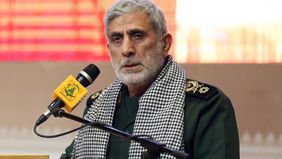 Panglima tertinggi Brigade Al Quds Iran, Esmail Qaani, dilaporkan dalam kondisi sehat dan masih menjalankan tugasnya seperti biasa.