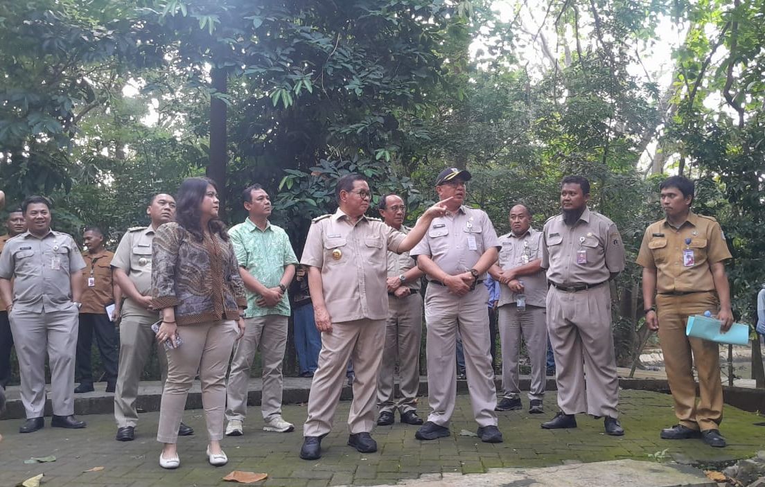 Pramono Anung di Hutan Kota Srengseng <b>(NTVNews.id/ Adiansyah)</b>