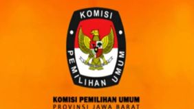 Ketua Komisi Pemilihan Umum (KPU) Kota Bandung, Wenti Frihadianti, dilaporkan telah dicopot dari jabatannya