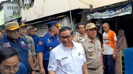 Pramono Pastikan Dokumen Korban Kebakaran Taman Sari Jakbar Dapat Diterbitkan Ulang