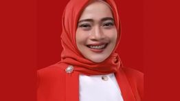 Dipecat PDIP, Tia Rahmania Melawan!