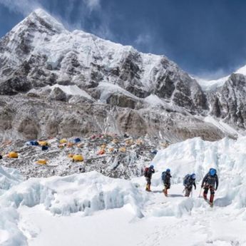 Nepal Mulai Batasi Jumlah Pendaki ke Gunung Everest, Ini Alasannya