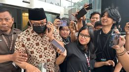 Eks Pejabat Pajak Muhamad Haniv Bungkam Usai Diperiksa KPK Terkait Gratifikasi Rp25,5 Miliar