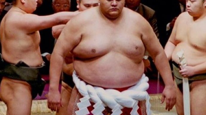 Akebono Taro, pesumo legendaris Jepang meninggal dunia karena gagal jantung di awal April 2024. 